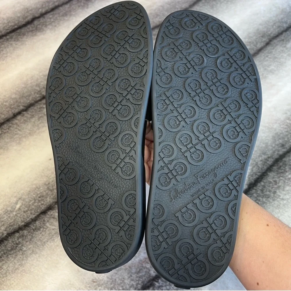 Salvatore Ferragamo Amos Logo Slide Sandals Black